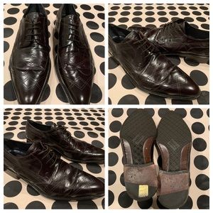 Aldo Brue leather shoes size 7
Made in Italy
Used once (as seen on the soles)